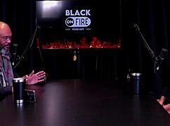 나쁜 손님 겪고 상심한 년 가족한테 촬영 루틴과 역레즈 이야기 털어놔