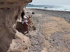 I cum together with a sexy wife who cums very very loudly in doggy style