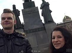 Tyttöystävä ejaculates rikkaan studin kanssa