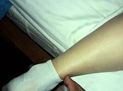 MILF kaya gila eksplor tubuhnya ala POV