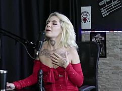 Loira explains how to do good anal sex, demonstrates her blowjob and moans when inserting in the ass - Kyra Sex sheer red.