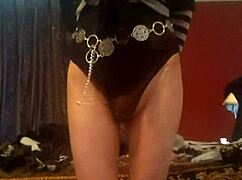 Have you seen Rikitgurl69's sexy shemale legs in those nylon leggings? So tempting!