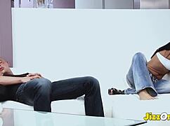 Jizzorama - perfect feet babe foot-fetish sex