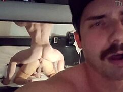 fiz a travesti gostosona gozar gostoso com meu pau socando seu cuzinho