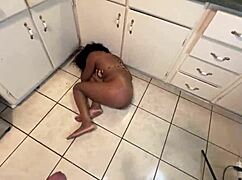 BRO I FUCK YOUR BITCH TILL SHE CAN'T WALK