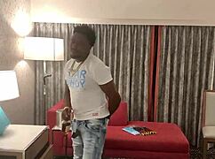 pusshole1 uploads her videos to xvideo platform