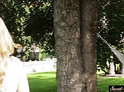 Чуках елегантна тийнка 18+ на открито в мисионерска, толкова еротично и табу