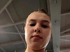 야, 헬스장에서 미친듯이 자위하는 거 봐봐 강도 장난 아님