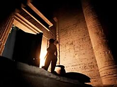 लारा पजल हल करके चूत क्रिम्पाई के लिए