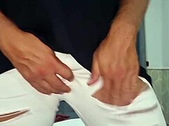 Wow, Gigantische Cumshot met Eindeloos Trekken en Gapende Kont - Massale Lading! 😲