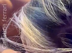 Hotwife jebe manžela, ktorý sleduje cez videohovor