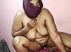 bhabhi struggled sucking land so she shaved her head clean 😅