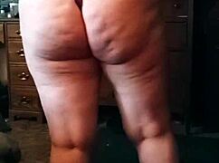 Drop that booty now!