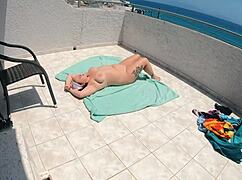 holiday outdoor fucking leads to intense squirting orgasm