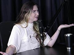 always liked sending nudes, called the teacher for a threesome and the bizarre situation in the favela - debora esteves