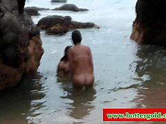 Avrupalı Latina plajda sert anal sürülüyor