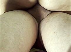 Zralo, povídej mi o svých nevěřícnostech, zatímco tě šukám?