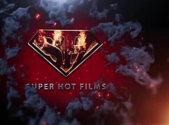 Tommy Utah introduces Nina Rivera to light bondage techniques