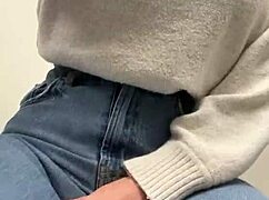 Quick Orgasm In Doctor's Office!