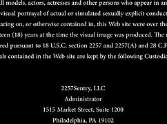 Sidottu Ashley Lane saa kasvoihin panemista ja perseen nuolemista Kaliforniassa
