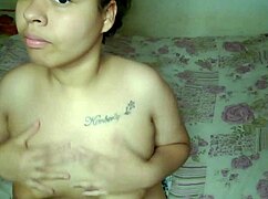 Me Tocando Gostoso Com Os Dedinhos E Um Vibrador Enfiado Na Buceta Gozo Gostoso Como Uma Putinha Safada Que Eu Sou!