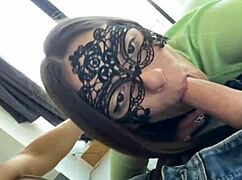 Őrült nyilvános hármas és backstage fujjás