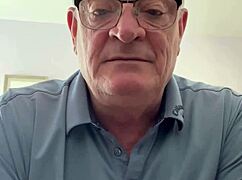 i'll tell you how i became bisexual