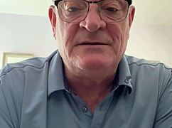 i'll tell you how i became bisexual