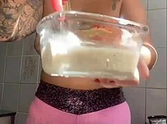 as an exhibitionist, i'm showing my swollen pussy on live