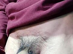 Obrovský výstřik z mého tvrdýho čuráku při plácání.