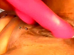 College student masturbates wet pussy without boyfriend