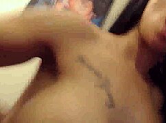 Teen skinny ebony performs on webcam.