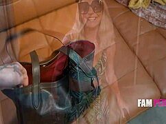 Step aunt's apparatus brings unimaginable sensations