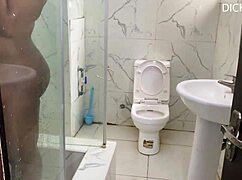 A quickie with the boss's wife in the bathtub, please subscribe to red sheer