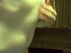 Little Red's Wet And Flexible, Fingerbanging On Webcam Till She Cums