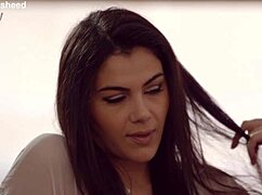 Valentina nappi relaxes with big cock in bold session