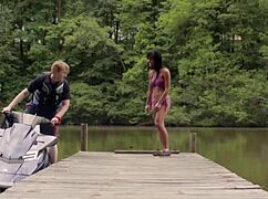 Donnabella Mortel rocks that sexy bikini babe look in freshwater 1080 😍