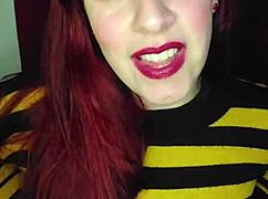 tu hermanastra se calienta con tus nudes y va por vos con el plug en el culo, roleplay argentina p2