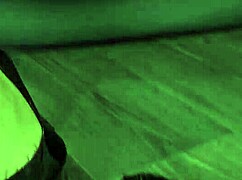 タブーレスなシニアがズズ・スウィートを激しく突き、顔射！