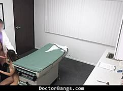 Teen Says, 'I Have A Rare Condition And I Want To Address It Right Now!' Doctor Bangs Her Hard!