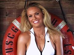 Contemplating Beauties - Caroline Wozniacki!