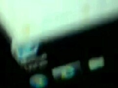 Tetona's big natural tits on display.