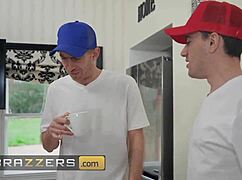 Louise Lee Boldly Rewards Housepainters With Facial Cumshots