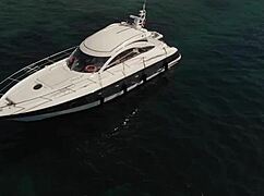 Valentina Ginagerson Showcases Her Beauty and Power