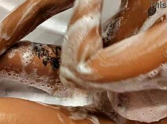 hot stepsister in bathroom 😏