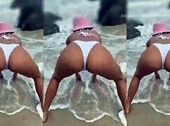 Novinha transa sem camisinha com paulista in deepthroat choking fetish