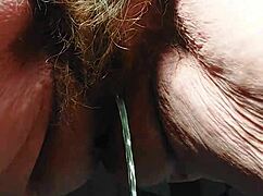 I'm oma usin a cukumber in my hary pusy