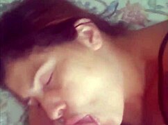 fiquei mostrando a bucetinha pra um cara no marcado e depois ele foi na minha casa arregaça minha bucetinha