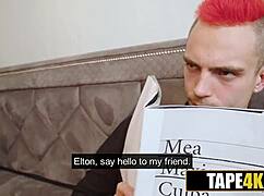 Dua Babe Rusia Panas Beri Rimjob Ganda pada Lelaki Bodoh