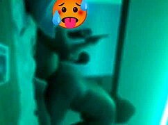 amigo de mi esposo me lleva a un hotel despues de fiesta y me rompe el culito lo grab